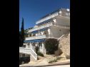 Ferienwohnungen Josip - sea view : A1(2+2), A2(2+2), A3(2+2), SA1(2), SA2(2), A4(2+2), SA3(2) Drage - Riviera Biograd  - Haus