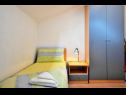 Ferienwohnungen Nikola - comfortable: A1(4), A2(4), A3(4) Bol - Insel Brac  - Ferienwohnung - A3(4): Schlafzimmer