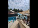 Ferienhaus Niksi - with pool: H(8+4) Skrip - Insel Brac  - Kroatien - Pool