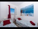 Ferienwohnungen Duga - beachfront & seaview : A1(4+1), A2(4+1) Okrug Gornji - Insel Ciovo  - Ferienwohnung - A2(4+1): Schlafzimmer
