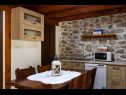 Ferienhaus Three holiday homes: H1 Azur (4), H2 Wood (4), H3 Ston (4+2) Orebic - Halbinsel Peljesac  - Kroatien - H2 Wood (4): Küche und Speisezimmer