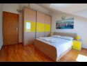 Ferienwohnungen Ennio - free parking: A1(6+2) Makarska - Riviera Makarska  - Ferienwohnung - A1(6+2): Schlafzimmer