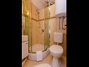 Ferienhaus Gor - free WiFi H(2+1) Gata - Riviera Omis  - Kroatien - H(2+1): Badezimmer mit Toilette
