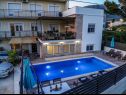 Ferienwohnungen Zdene - private pool: A1(6+2), A2(6) Kastel Luksic - Riviera Split  - Haus