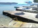 Ferienhaus Ivica1- great location next to the sea H(4+1) Sevid - Riviera Trogir  - Kroatien - Strand