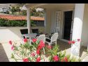Ferienwohnungen Garden - sea view: A1(4) Sevid - Riviera Trogir  - Ferienwohnung - A1(4): Terasse