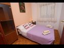 Ferienwohnungen Mare - comfortable apartment : A1(5), A2(5) Trogir - Riviera Trogir  - Ferienwohnung - A2(5): Schlafzimmer