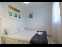 Ferienwohnungen Secret Garden A2(2+2), A4(2+2) Razanac - Riviera Zadar  - Ferienwohnung - A4(2+2): Schlafzimmer