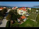 Ferienwohnungen Secret Garden A2(2+2), A4(2+2) Razanac - Riviera Zadar  - Haus