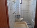Zimmer Mat - 300 m from sea: R1(2), R3(3), R4(3) Vir - Riviera Zadar  - Zimmer - R1(2): Badezimmer mit Toilette