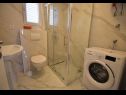 Ferienhaus Branka - 80 m from beach: H(5) Vir - Riviera Zadar  - Kroatien - H(5): Badezimmer mit Toilette