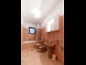 Ferienhaus Villa Petar 1 - 10m from sea: H(4) Zadar - Riviera Zadar  - Kroatien - H(4): Badezimmer mit Toilette