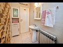 Ferienwohnungen Jasna - cosy apartment in a peaceful area: A1(2), A2(4) Selca - Insel Brac  - Ferienwohnung - A1(2): Badezimmer mit Toilette