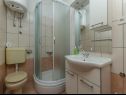 Ferienwohnungen Silvana - economy apartments : A1(4), A3(2+1), A2(2) Supetar - Insel Brac  - Ferienwohnung - A3(2+1): Badezimmer mit Toilette
