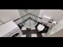 Ferienwohnungen Mani - modern: A1(2+1) Liznjan - Istrien  - Ferienwohnung - A1(2+1): Badezimmer mit Toilette