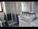 Ferienwohnungen Marina A1(5) Medulin - Istrien  - Ferienwohnung - A1(5): Badezimmer mit Toilette