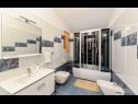 Ferienhaus Klo - with pool : H(8) Valtura - Istrien  - Kroatien - H(8): Badezimmer mit Toilette