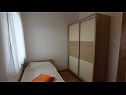 Ferienwohnungen Ema A1(4), A2(4) Malinska - Insel Krk  - Ferienwohnung - A2(4): Schlafzimmer