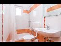 Ferienwohnungen Vola A1(2), A2(2) Vrbnik - Insel Krk  - Ferienwohnung - A2(2): Badezimmer mit Toilette