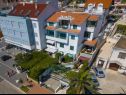 Ferienwohnungen Gianni - modern & great location: SA1(2), A2(2+2), A3(2+2) Makarska - Riviera Makarska  - Haus