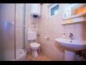 Ferienhaus Country - nature & serenity: H(4) Gata - Riviera Omis  - Kroatien - H(4): Badezimmer mit Toilette