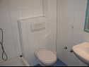 Ferienwohnungen VP SA2(2), A3(3), A4(2+3), A5(3), A6(2+2) Stanici - Riviera Omis  - Ferienwohnung - A3(3): Badezimmer mit Toilette