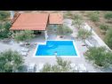 Ferienhaus Ivy - with outdoor swimming pool: H(4+2) Vodice - Riviera Sibenik  - Kroatien - Pool