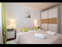 Ferienwohnungen Dragica 1 - cozy flat : A1(2+2) Split - Riviera Split  - Ferienwohnung - A1(2+2): Schlafzimmer