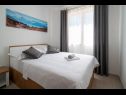 Ferienwohnungen Lux 1 - heated pool: A1(4), A4(4) Marina - Riviera Trogir  - Ferienwohnung - A1(4): Schlafzimmer
