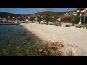 Ferienwohnungen Kajo - free parking and BBQ: A1(4+2) Poljica (Marina) - Riviera Trogir  - Strand