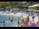 Ferienwohnungen Rose - 30 m from the beach: A1(2+1), A2(2+1), A3(2+1), A4(2+1), A5(2+1) Seget Vranjica - Riviera Trogir  - Strand