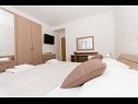Ferienwohnungen Marijan - beautiful view: A1(6) Trogir - Riviera Trogir  - Ferienwohnung - A1(6): Schlafzimmer