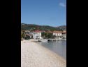 Ferienhaus Dinko - 20 m from sea: H(4+1) Vinisce - Riviera Trogir  - Kroatien - Strand