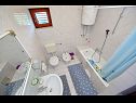 Ferienwohnungen Julijana - economy apartment A1(6) Bibinje - Riviera Zadar  - Ferienwohnung - A1(6): Badezimmer mit Toilette