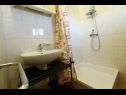 Ferienwohnungen Oasis A1(4+2), A2(2+2), A3(2+2) Nin - Riviera Zadar  - Ferienwohnung - A3(2+2): Badezimmer mit Toilette