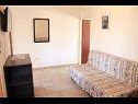 Ferienwohnungen und Zimmer Jagoda - comfy and cozy : A1 Lijevi (3+2), A2 Desni (3+2), R1(4) Zadar - Riviera Zadar  - Ferienwohnung - A1 Lijevi (3+2): Tagesaufenthaltsraum