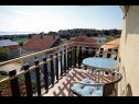Ferienwohnungen Suza - relaxing & beautiful: A1(2+2), A2(4+2) Zadar - Riviera Zadar  - Ferienwohnung - A1(2+2): Balkon