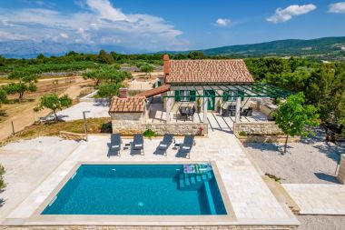 Ferienhaus Diana - pool and terrace: H(4+1) Pucisca - Insel Brac  - Kroatien
