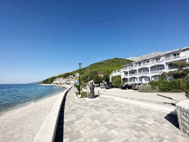 Ferienwohnungen Mira - 10 m from beach: SA3(2), SA4(2), A5(2+2) Zaostrog - Riviera Makarska 