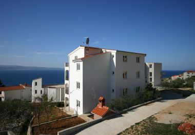 Ferienwohnungen Sea View - 250 m from sea: A1 Grande(7+1), A2 Vila Jadrana(2+1) Suhi Potok - Riviera Omis 