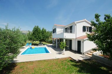 Ferienhaus Viki - with heated pool: H(6+1) Plano - Riviera Trogir  - Kroatien