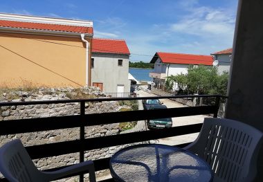 Ferienwohnungen Ljilja 1 - with terrace : A1(6+2) Nin - Riviera Zadar 